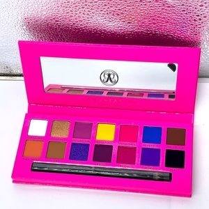 ANASTASIA BEVERLY HILLS EYESHADOW PALETTE ALYSSA EDWARDS